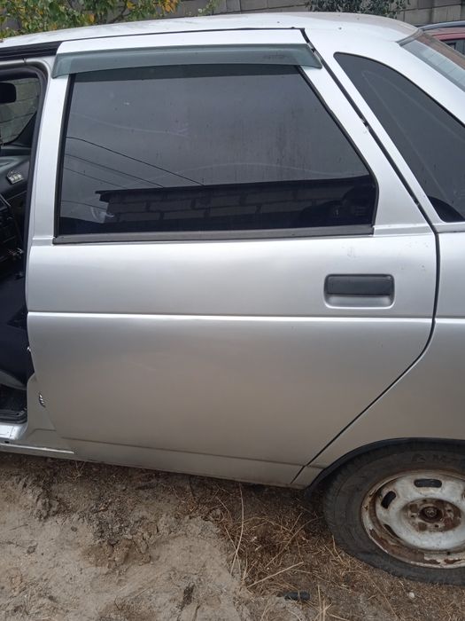 ВАЗ 2110 2111 2112 . Двери дверь задняя 2500 грн шт.