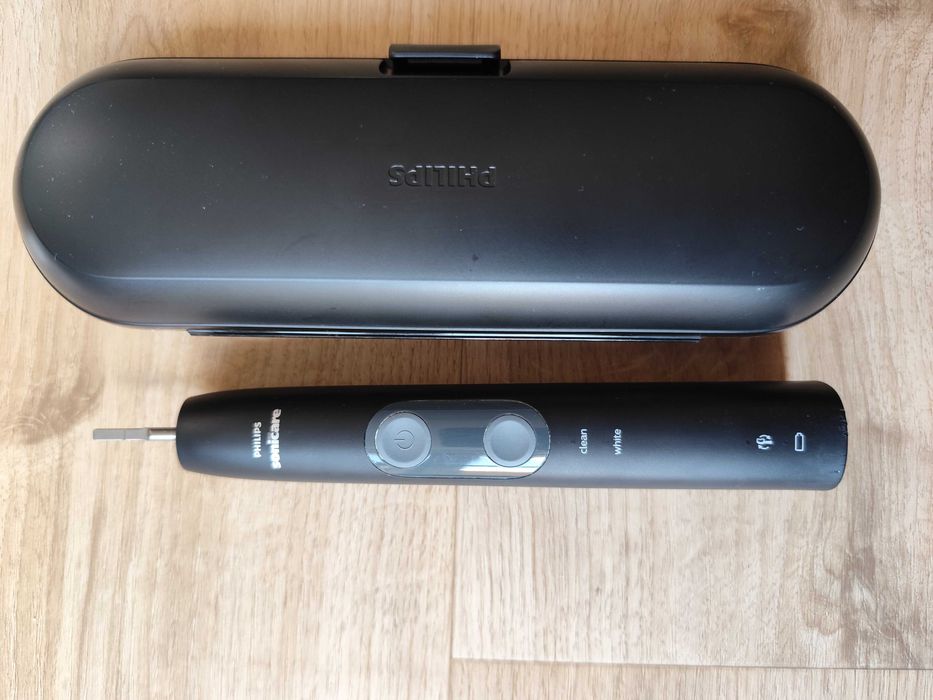 Szczoteczkę soniczna Philips sonicare hx683B