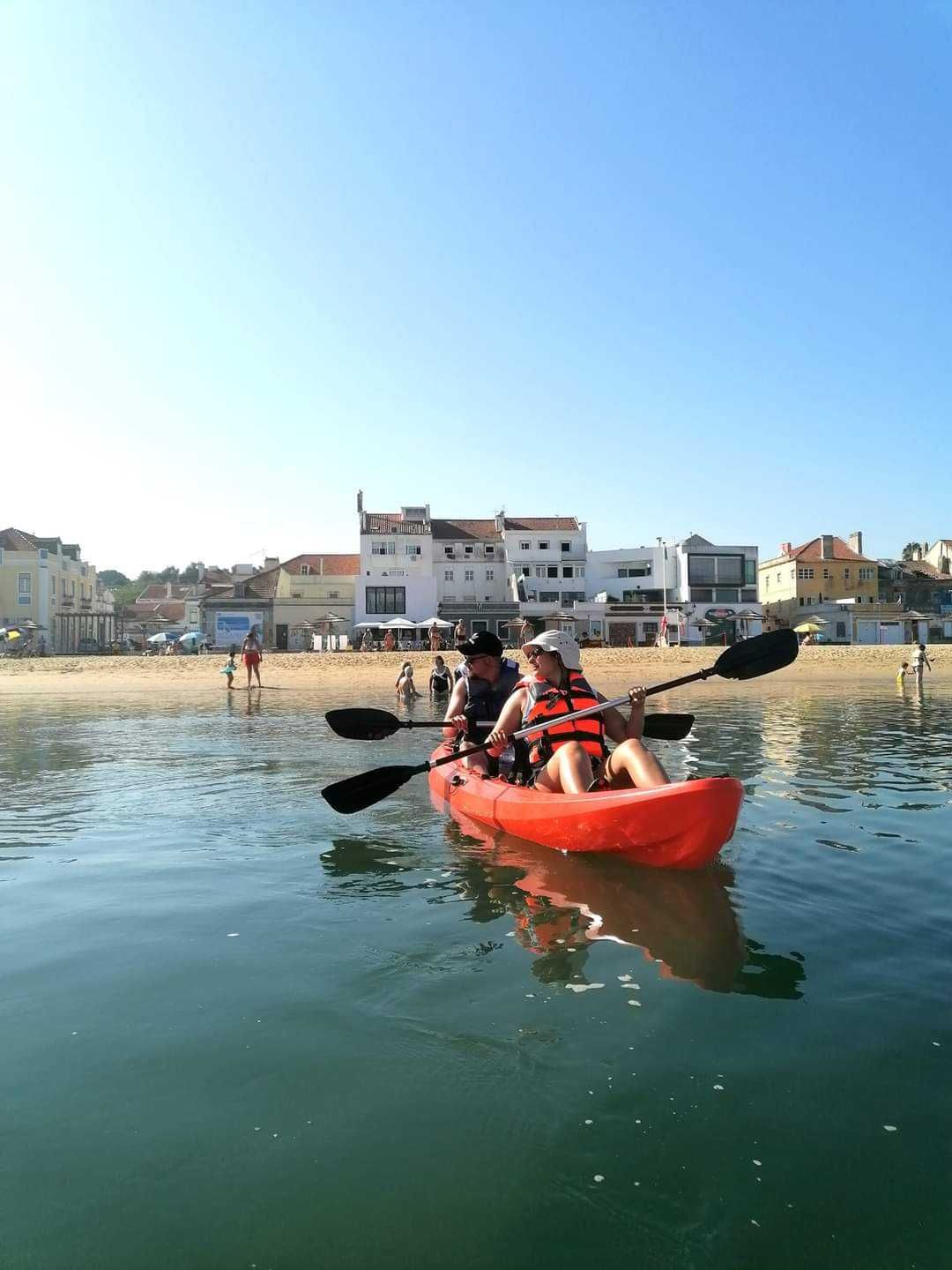 Kayaks duplos e individuais