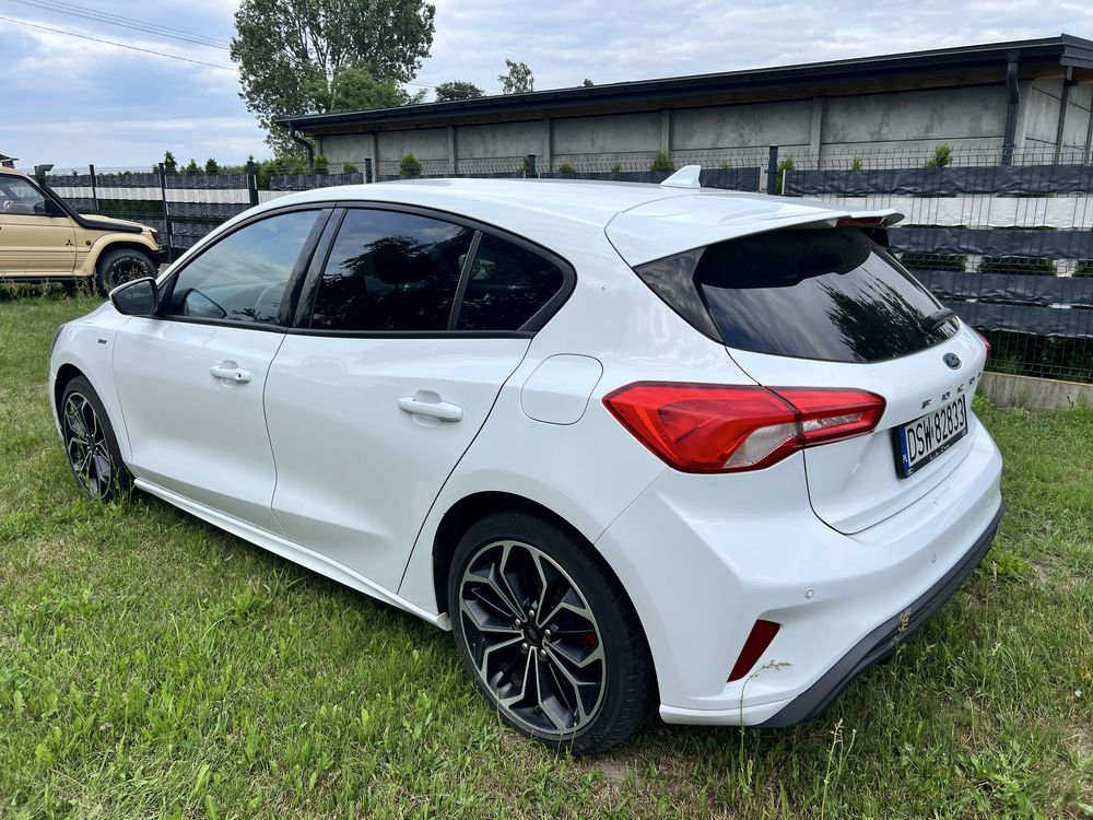 Ford Focus 1.5 Benzyna 2019r ST Line 68tys przebigu uszkodzony