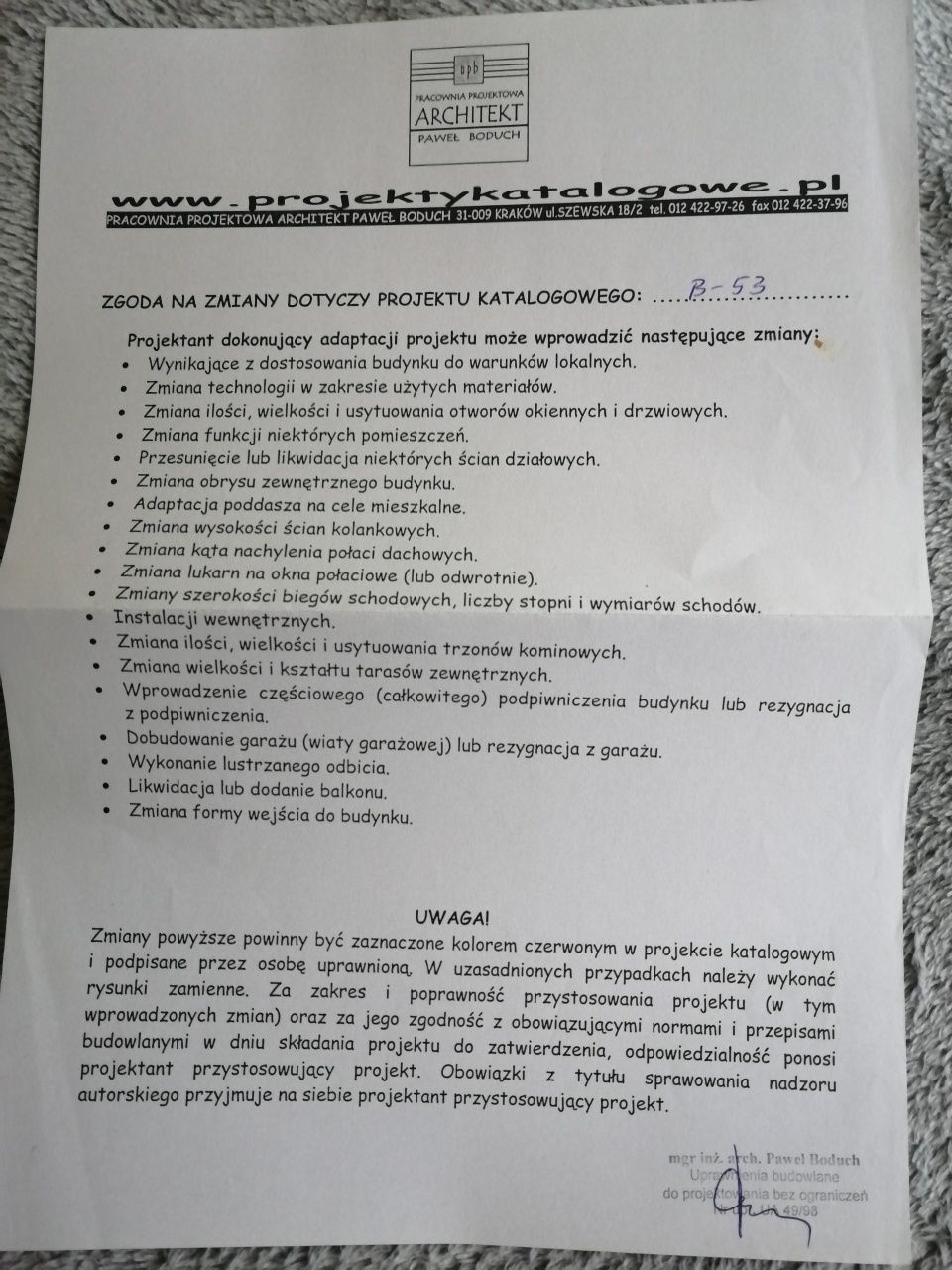 Projekt budowlany domu z niezależnym mieszkaniem