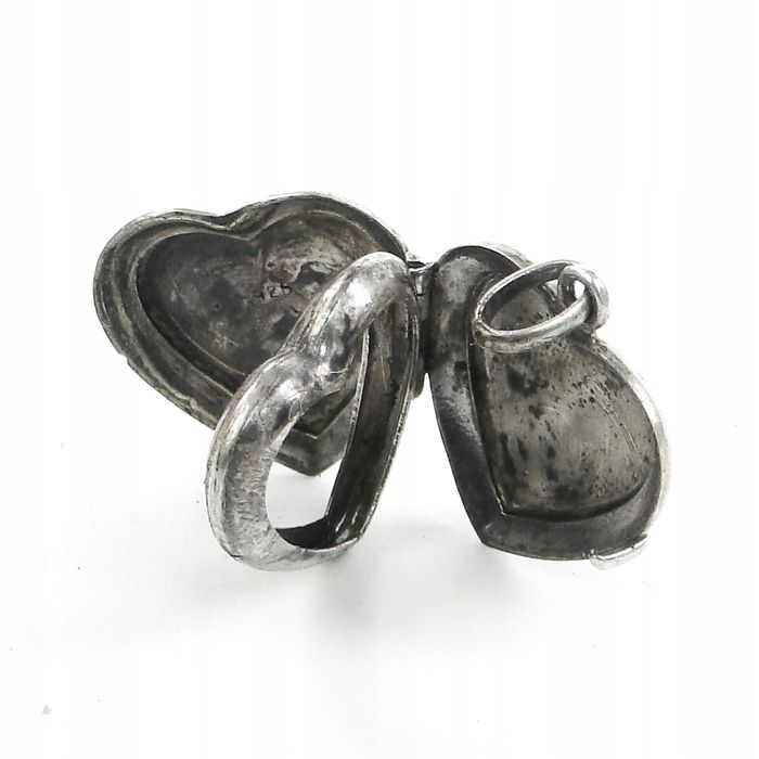 S3W sekretnik w kształcie serca