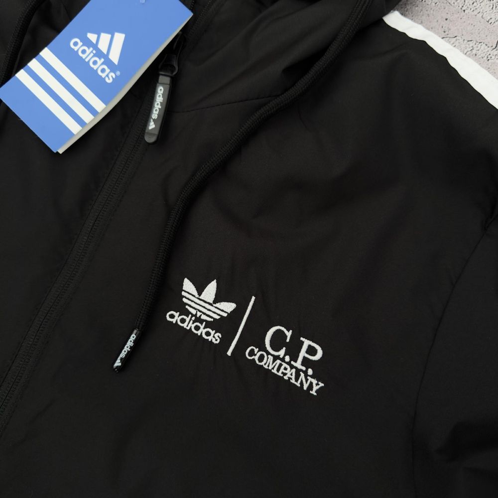 Колаборація вітрівка Adidas/C.P. Company