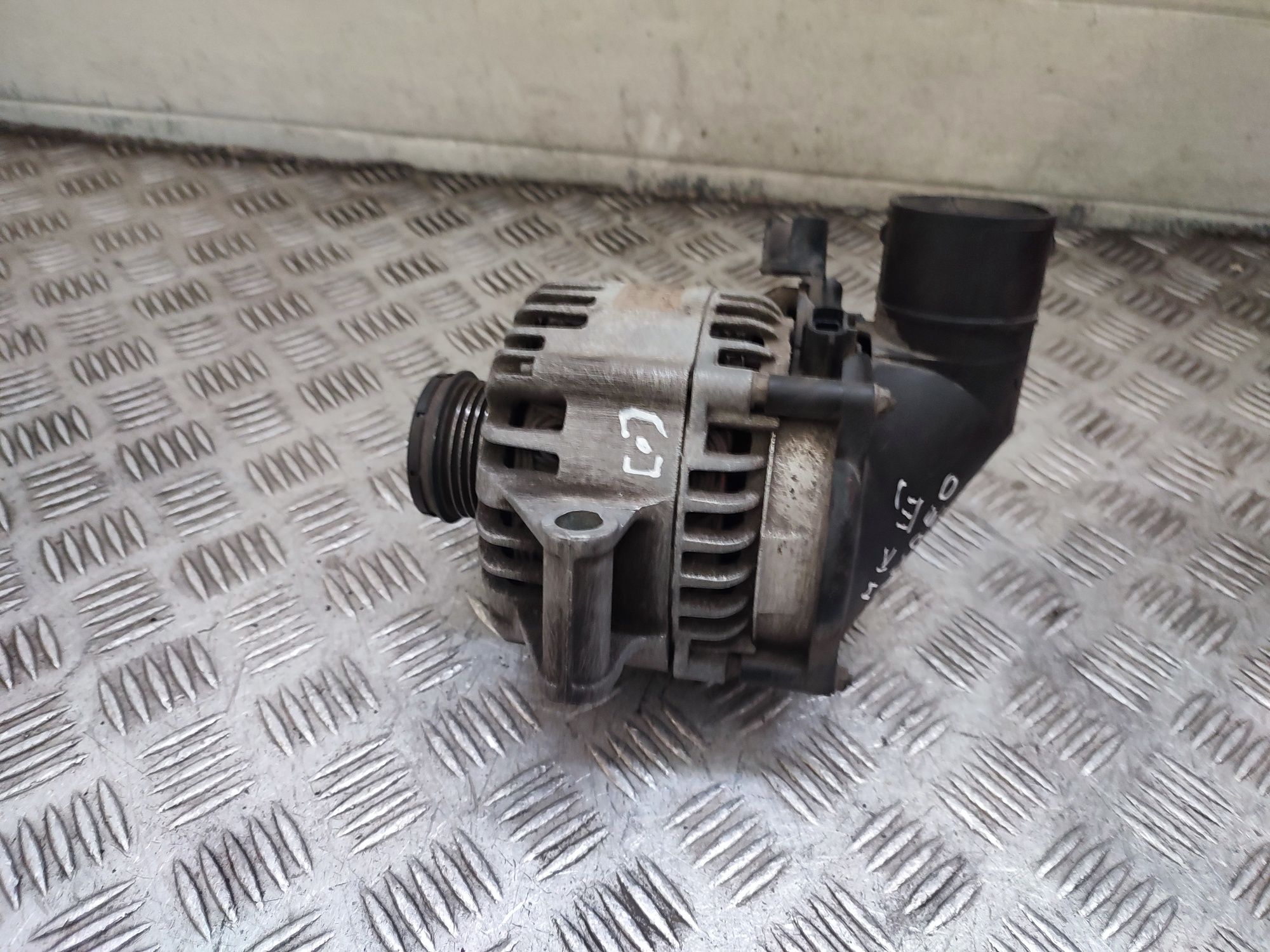 Ford Mondeo MK3 1.8 16v alternator
