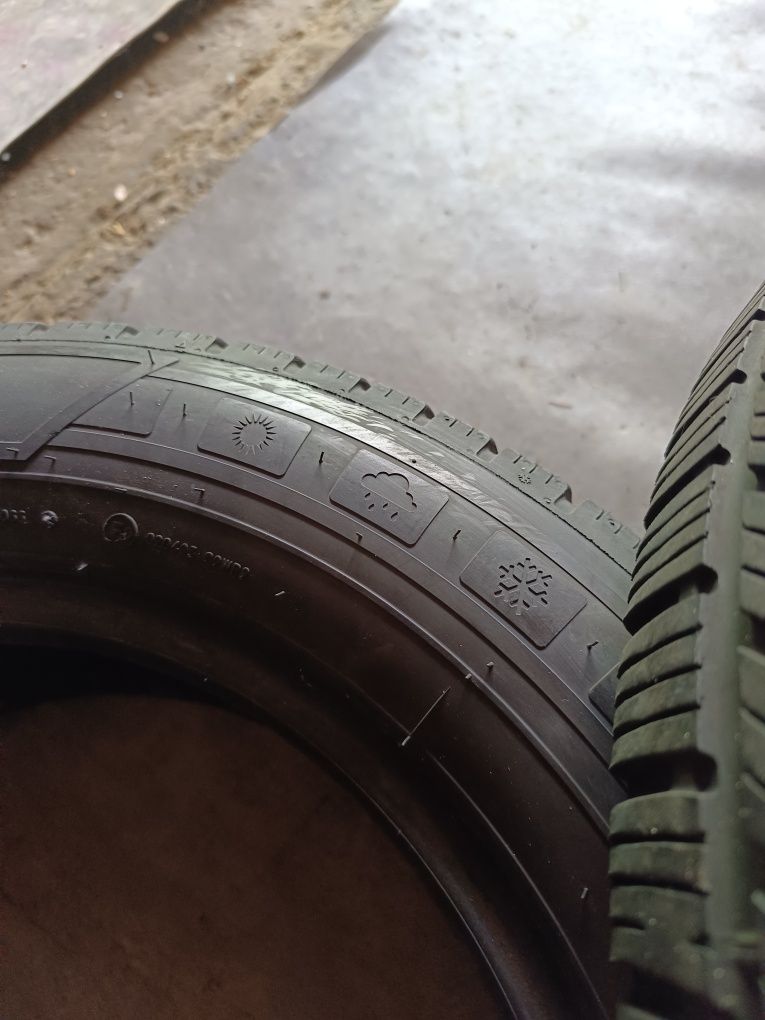 Opony  215/65 r16c