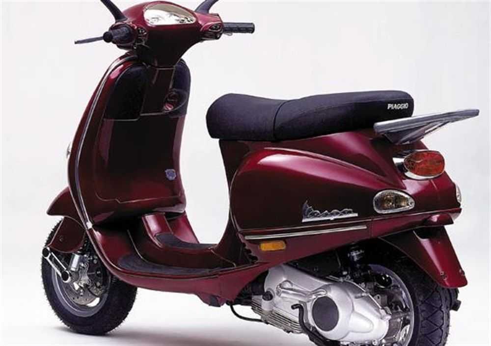 Emblemat Emblematy Vespa ET2 ET4 50/125cc