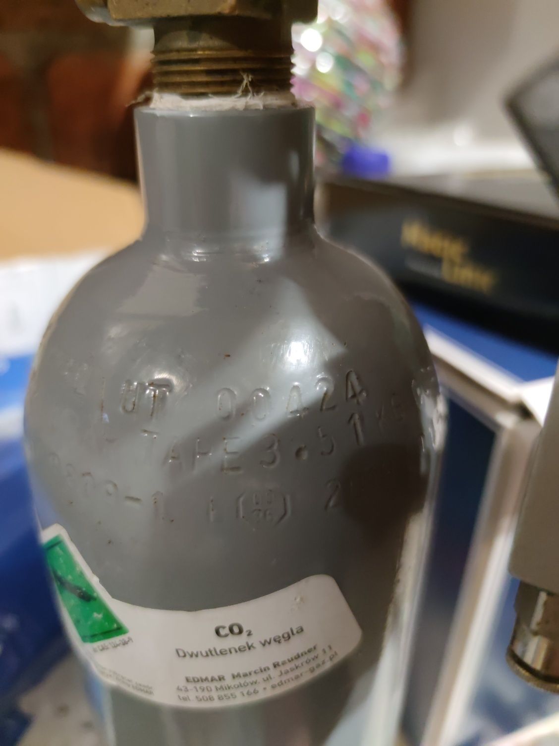 Zestaw CO2 Aqua-planter Avangarde 2l plus komputer PH Macro Aqua