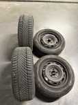 Opony zimowe 185/60 R 14 z felgami do VW Polo 9n.