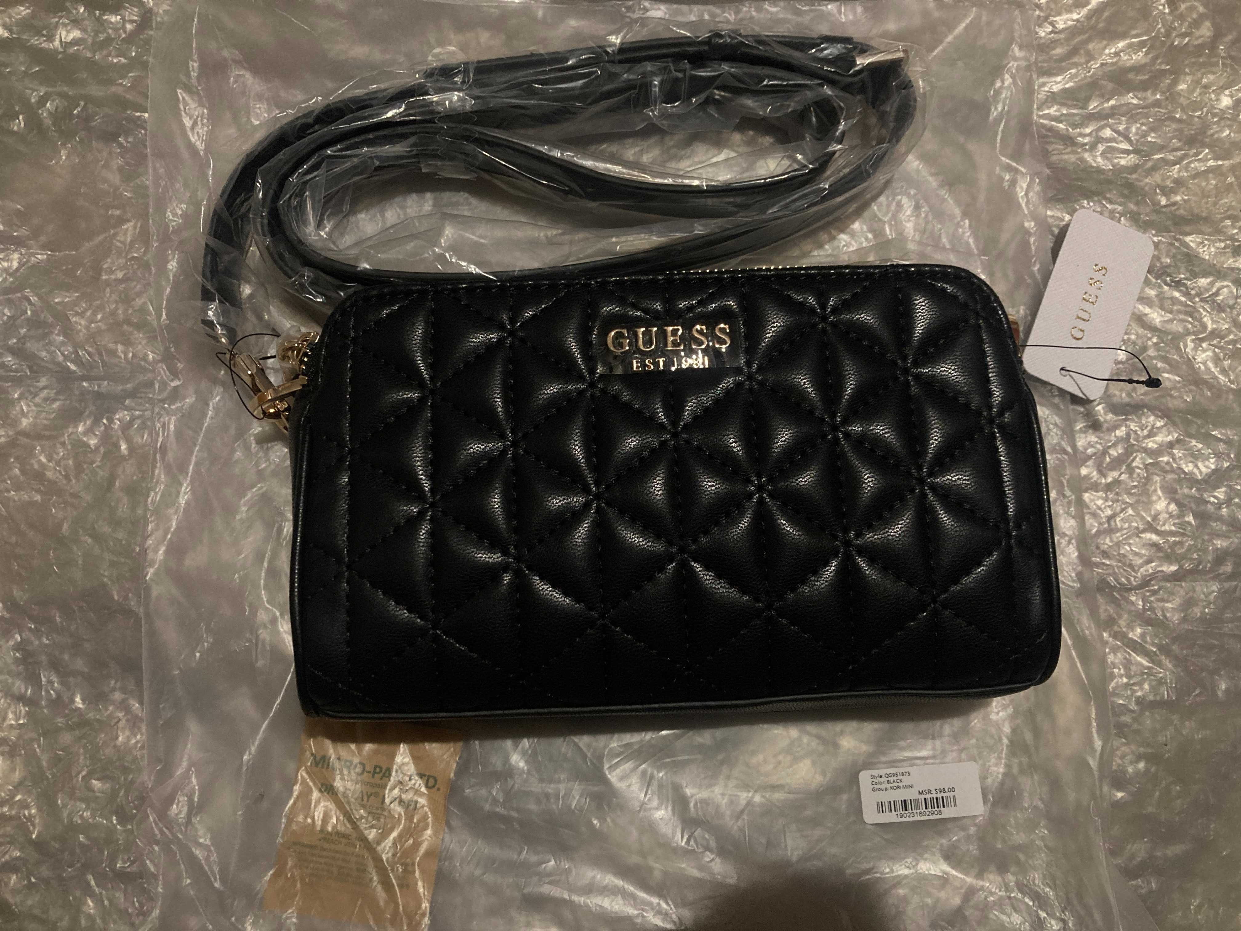 Сумочка кроссбоді Guess