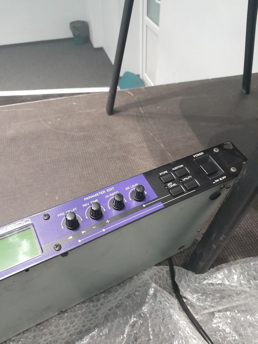 Цифровий ревербератор Yamaha rev 500