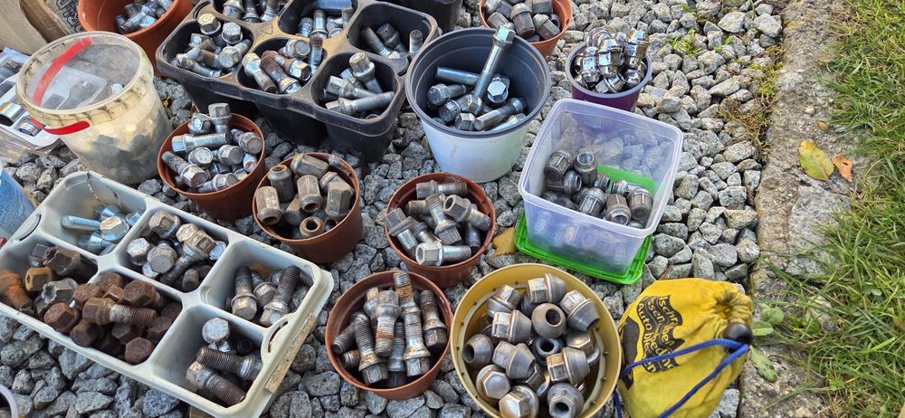 Śruby kół Felg Nakrętki M12x1,5 M12x1,25 M14x1,5 M14x1,25 stalowe