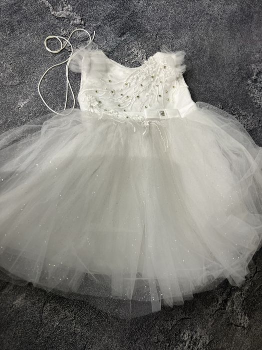 Продам дитячу святкову сукню