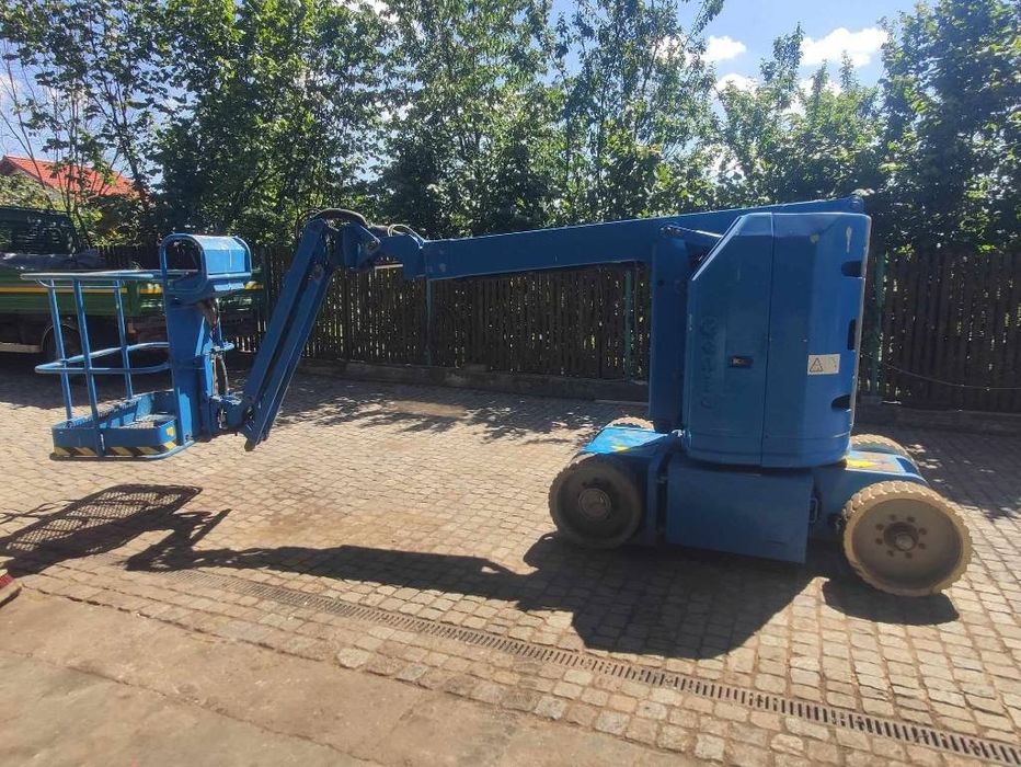 Zwyżka elektryczna podnośnik koszowy Genie z30/20 z35
