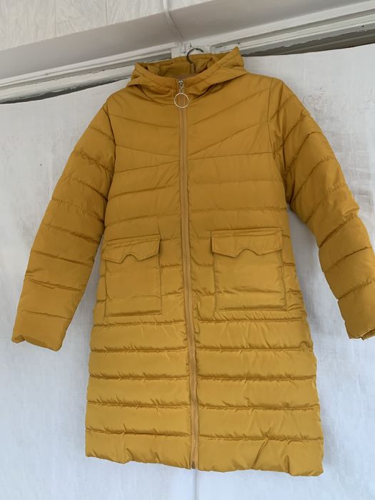 Жіночий пуховик ( пальто, довга куртка)