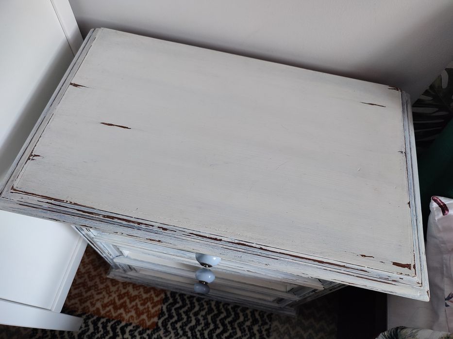 Stylizowana shabby retro komoda szuflady