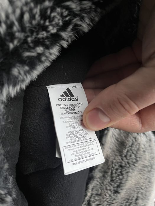 Вушанка adidas