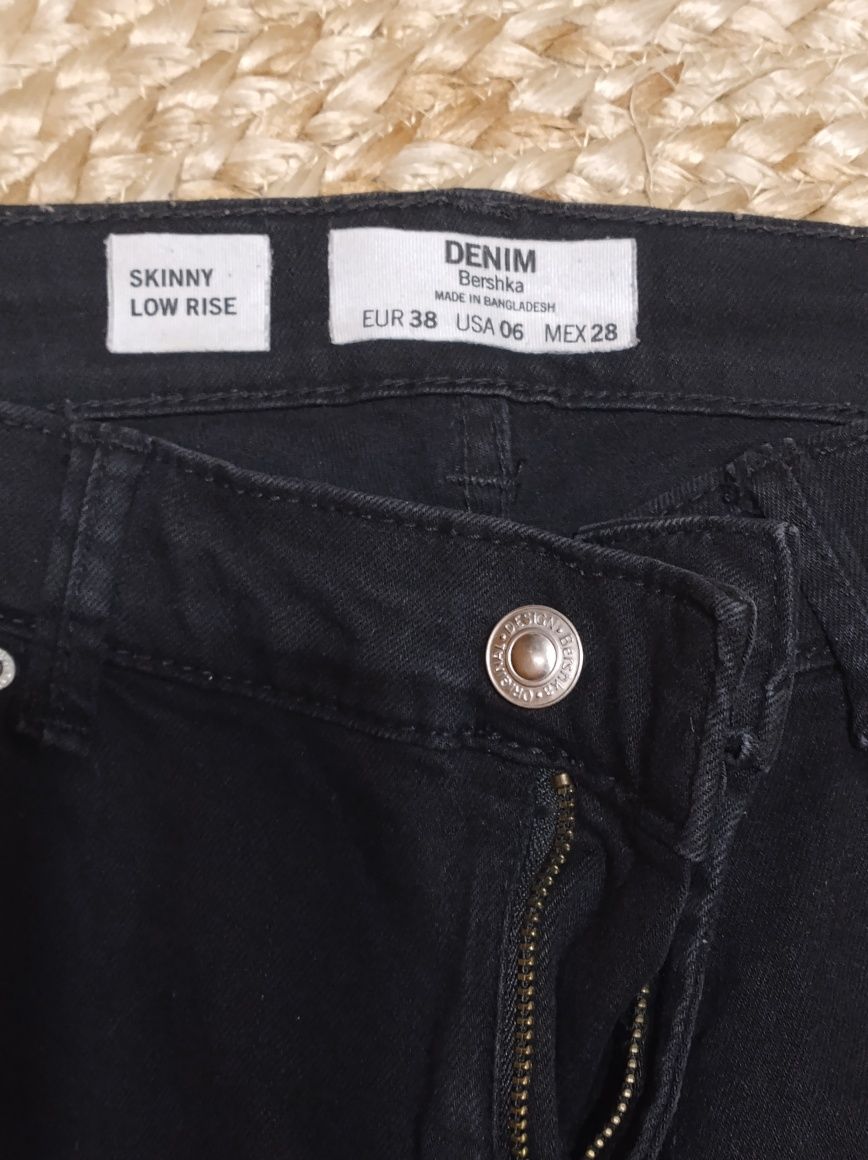 Skiny Bershka.roz.38