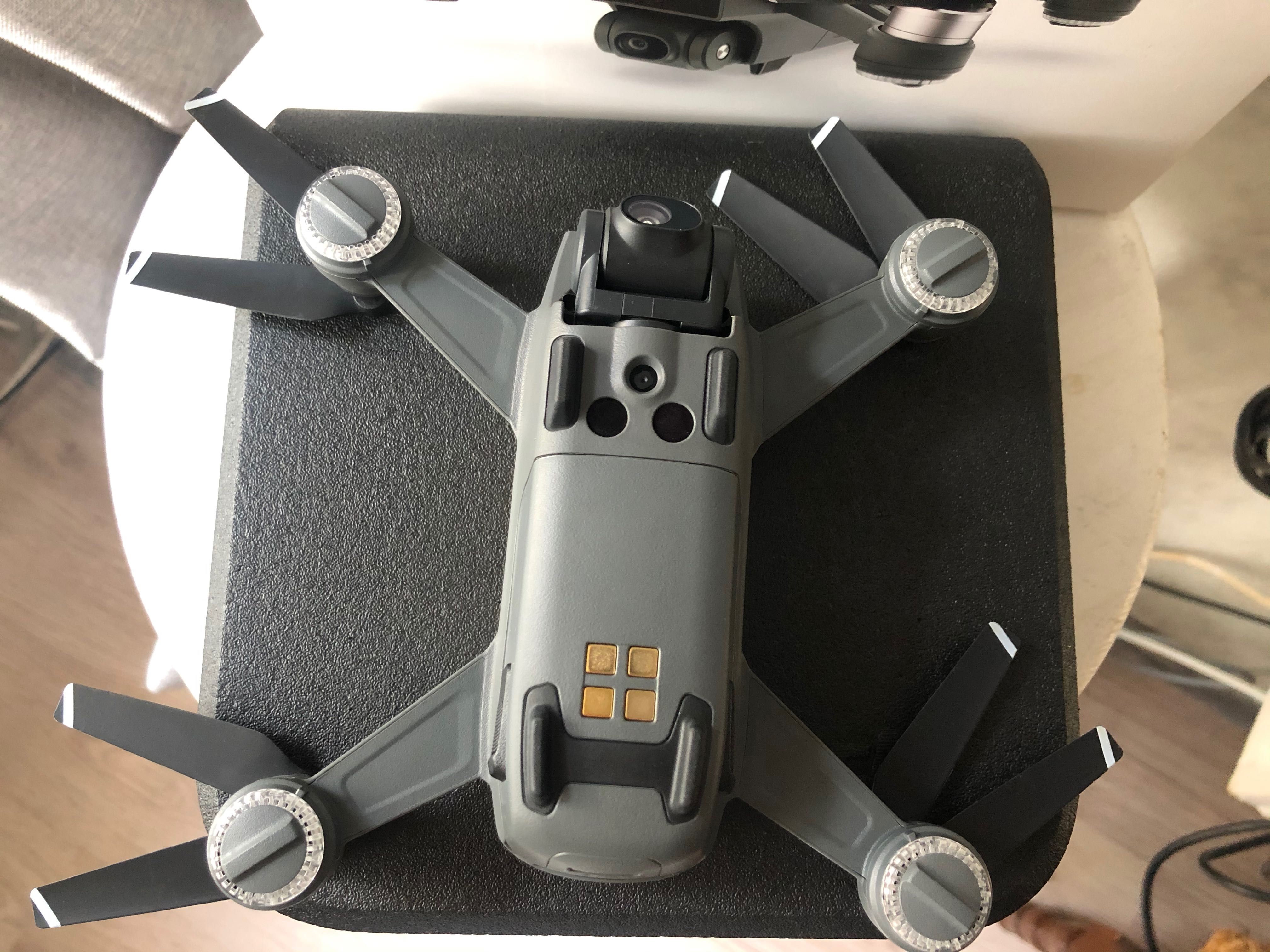 Квадрокоптер DJI Spark