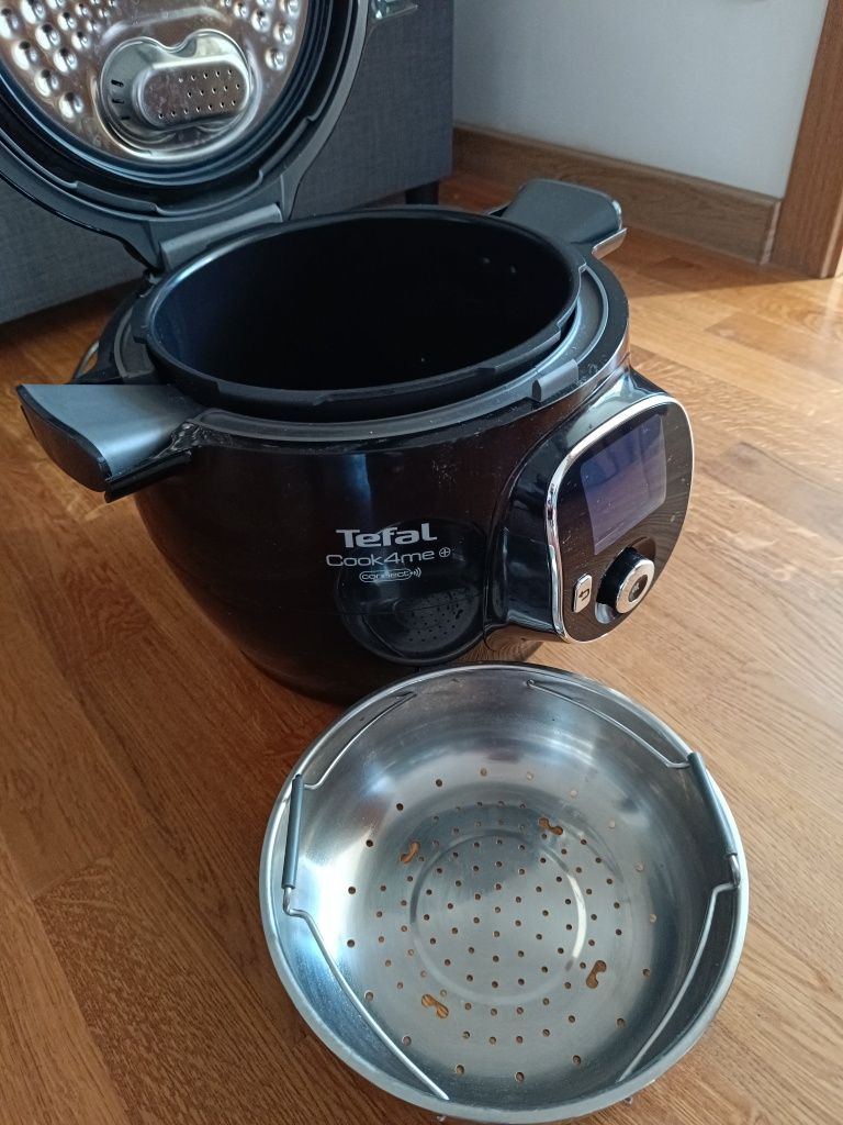 Продам Мультиварку-скороварку Tefal Cook4me+ Connect