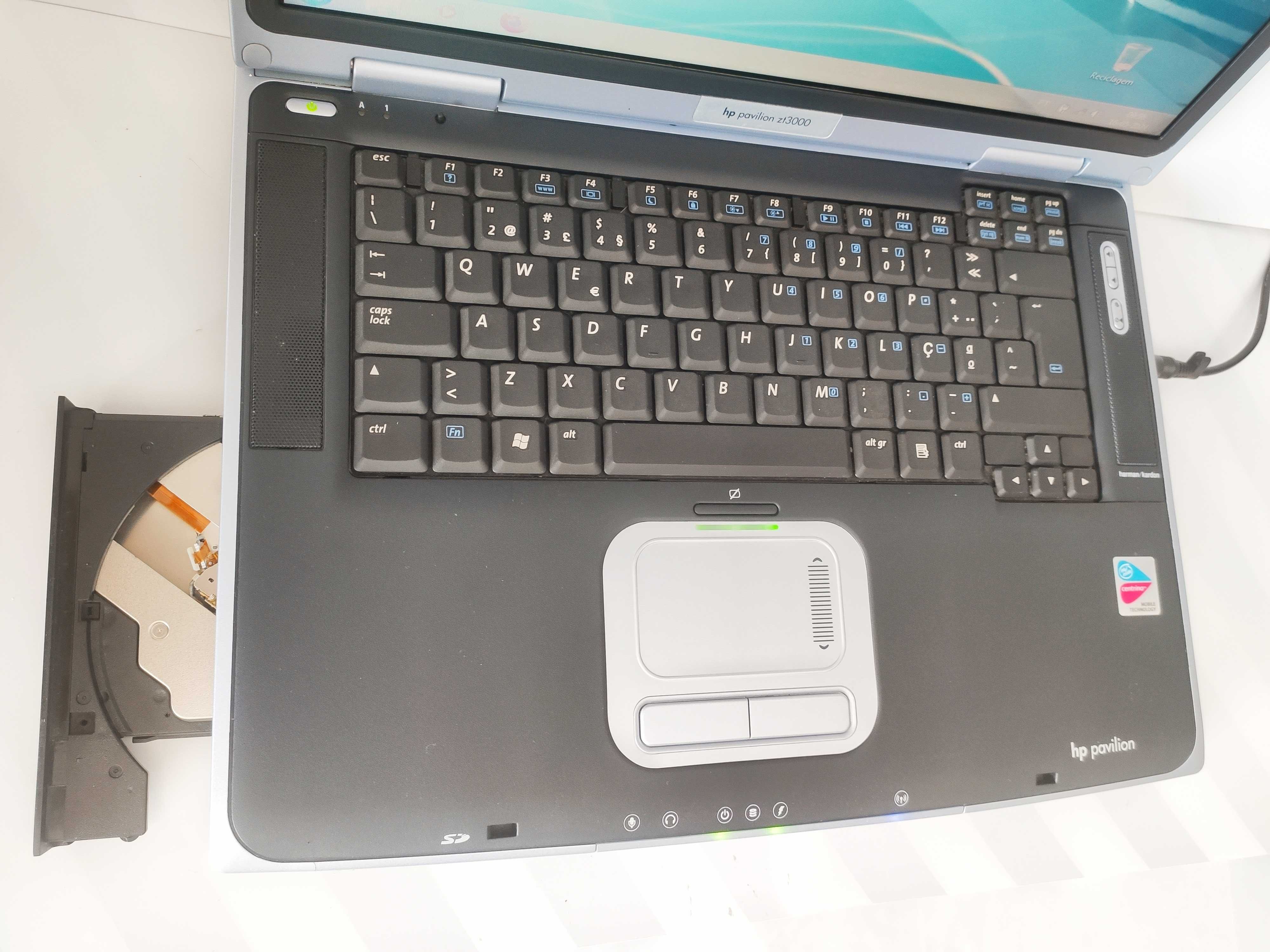 Portátil HP Pavilion Ecrã 15,4''| Intel®Core™ | Windows 7 | Impecável