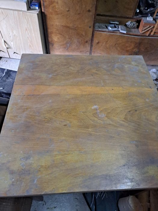 Stary drewniany stół 80x80