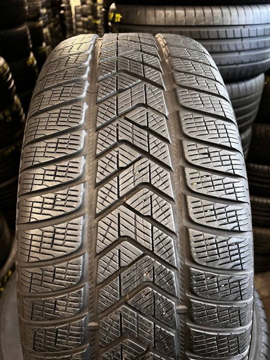 Шини Зимові 255х60хR18 PIRELLI Scorpion Winter / 4шт / 75-85%Залишок /