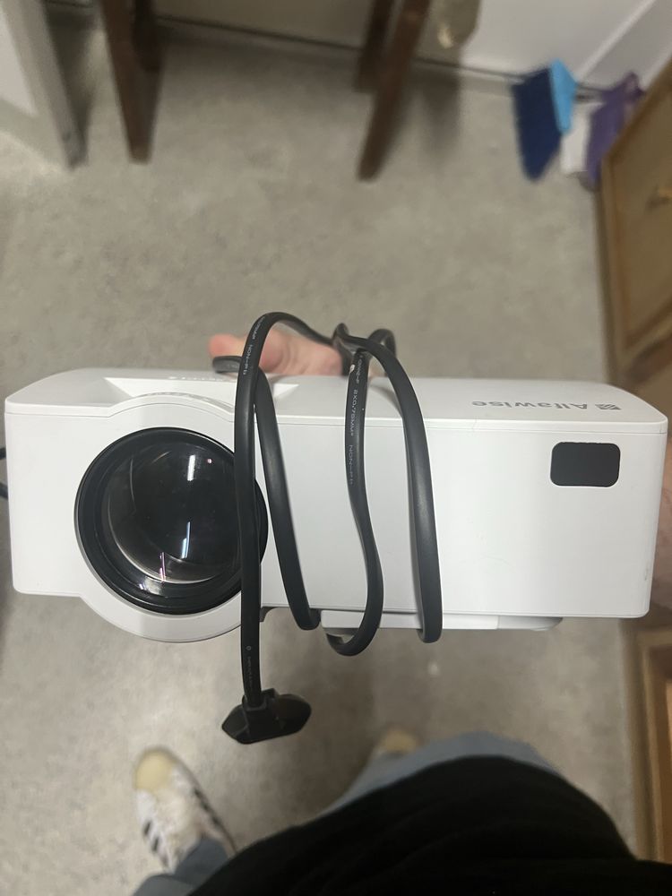 Alfawise A8 Smart Projector
