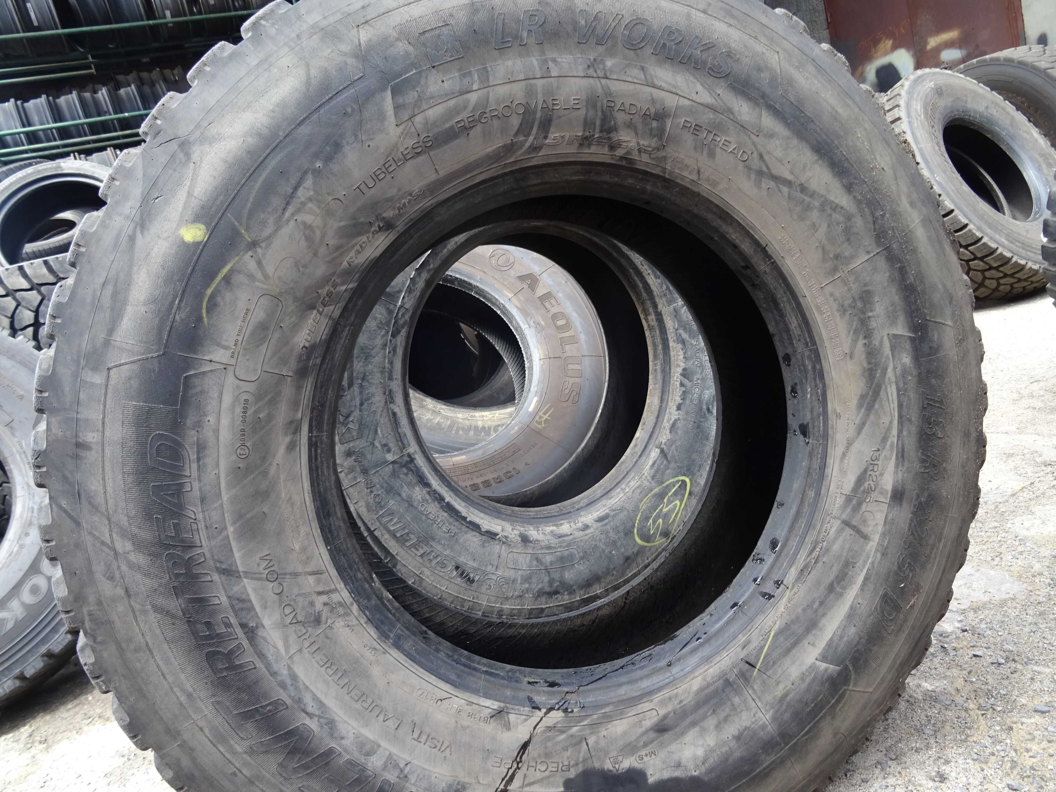 Opona 13R22.5 LAURENT LR WORKS Retread (650 netto)
