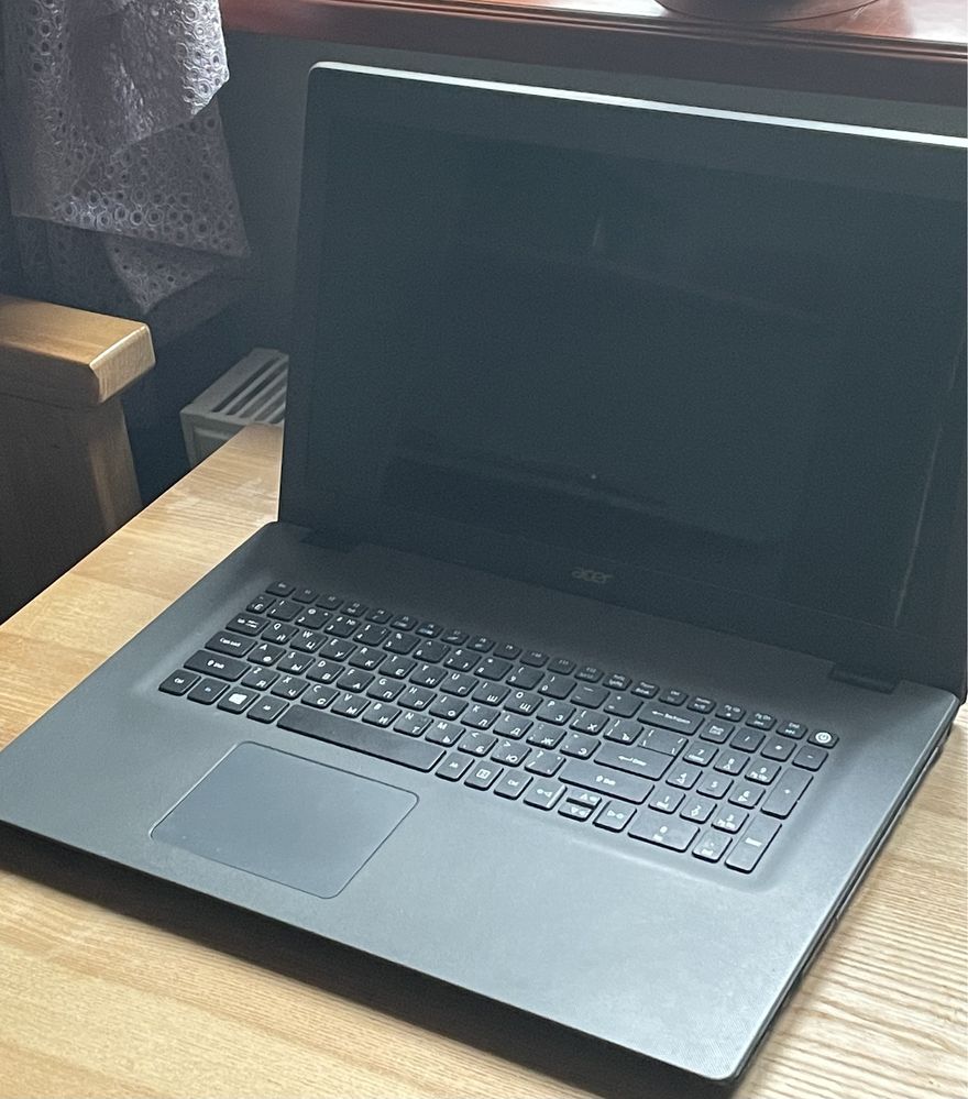 Ноутбук Acer Aspire в хорошому стані