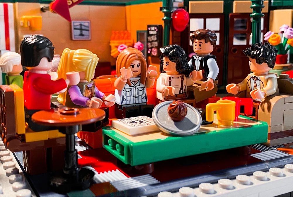 LEGO Ideas 21319 Central Perk - Friends Tv show