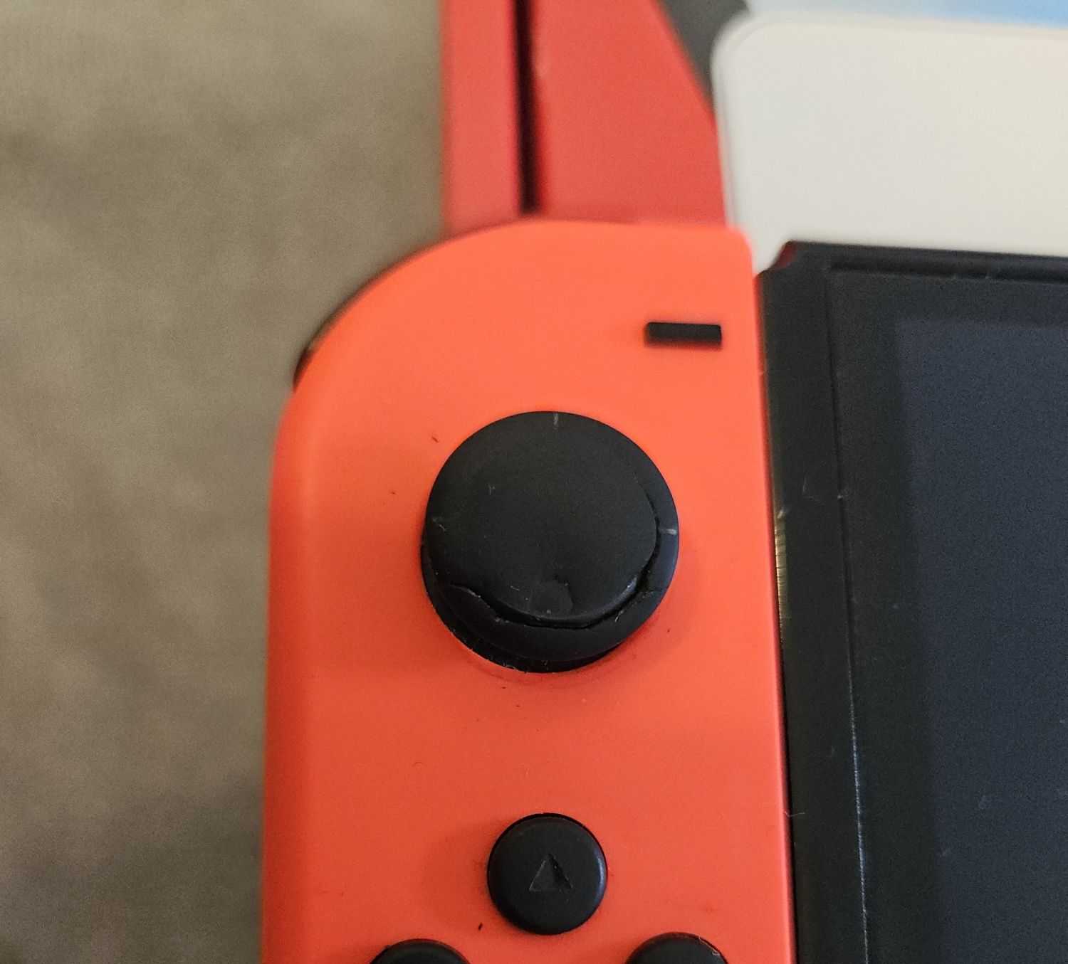 Nintendo Switch OLED komplet + etui, dodatkowe joycony