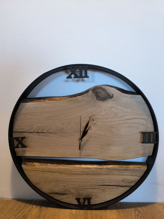 Drewniany zegar ścienny loft / industrialny – ręcznie wykonany