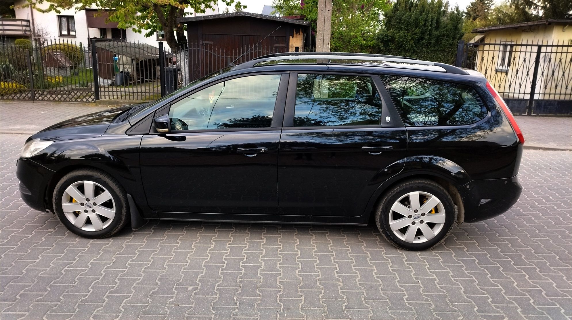 Ford Focus MK2 1.8GAZ 2010r Ghia