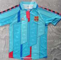 Nowa koszulka FC Barcelona, model retro, 1996/97. Kappa.