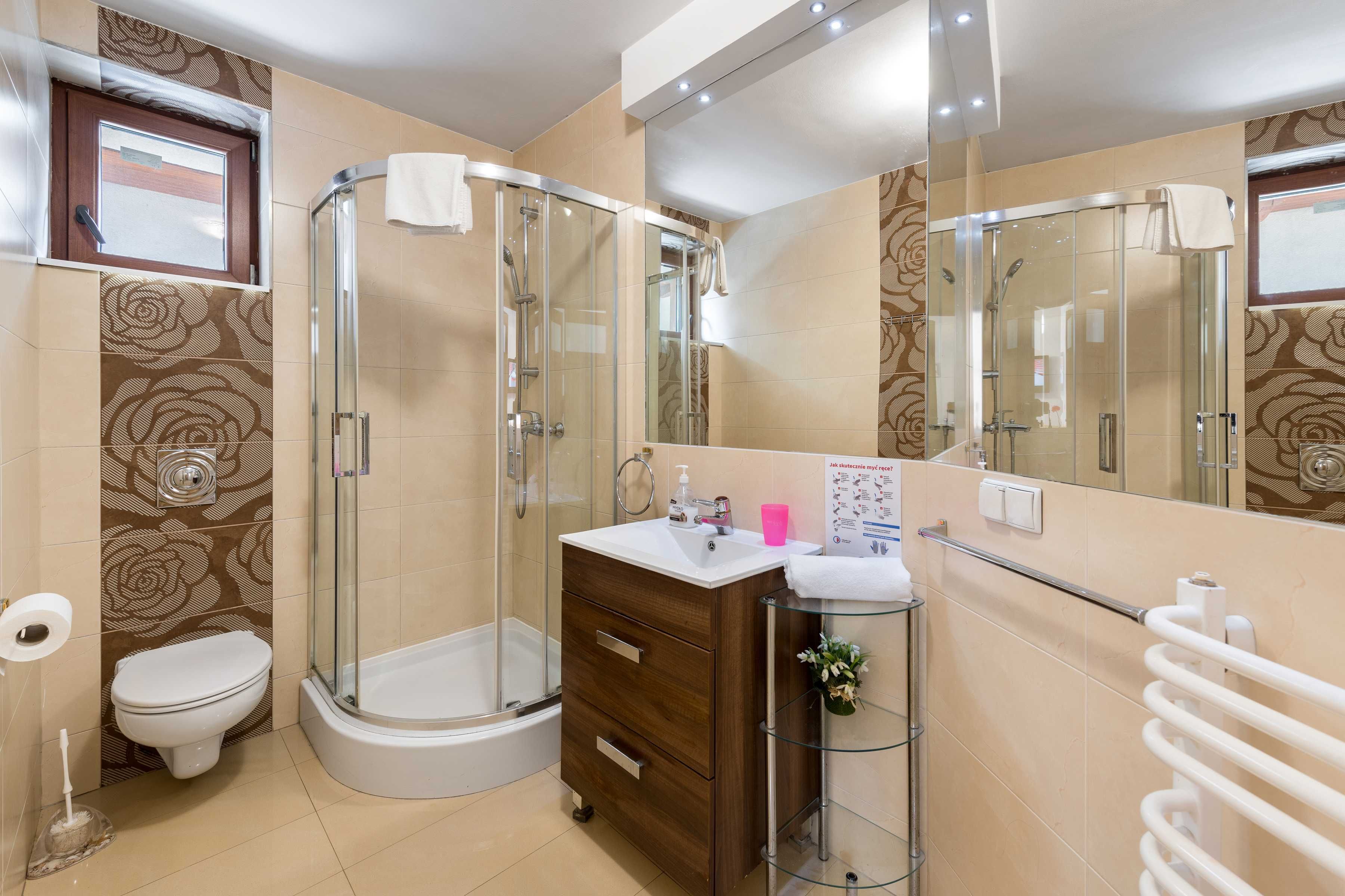 WOLNY Domek -APARTAMENT 2-7os. blisko Centrum ,PKP, PKS widok na TATRY