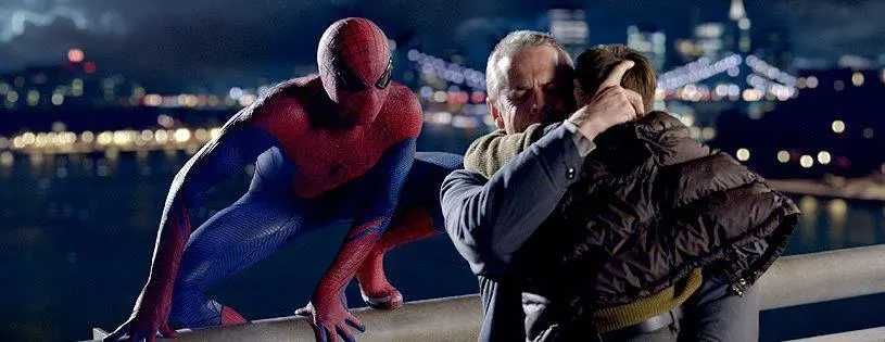 O FANTÁSTICO HOMEM-ARANHA (Marc Webb) Andrew Garfield/Emma Stone
