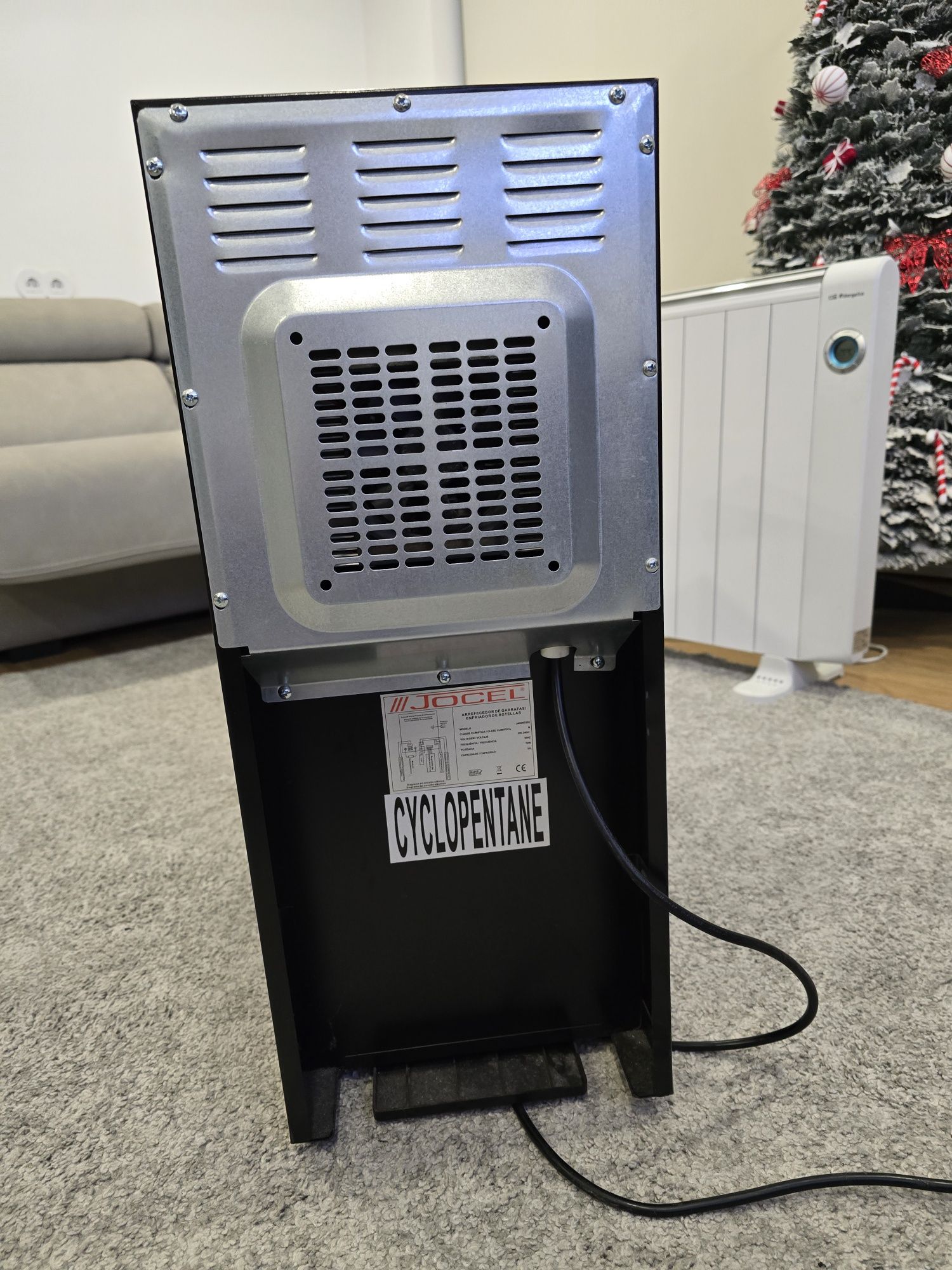 Refrigerador de garrafas (12 garrafas)