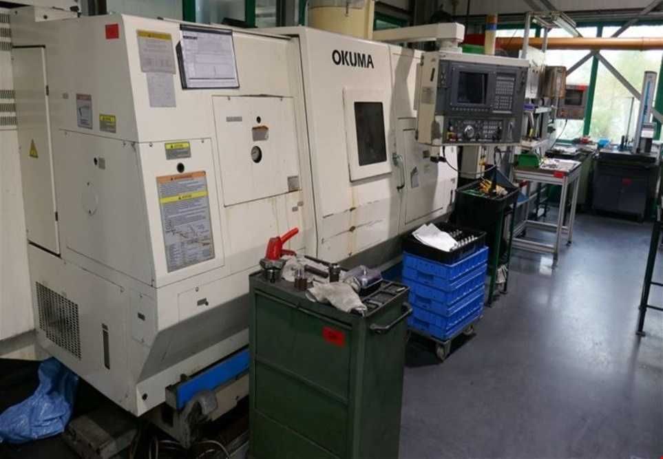 Токарний з ЧПУ Okuma  LU 15, 2000 рік, рухомий люнет, двохканальний