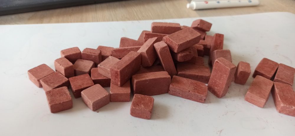 Cegiełki czerwone modelarskie gipsowe cegły model, diorama 60szt