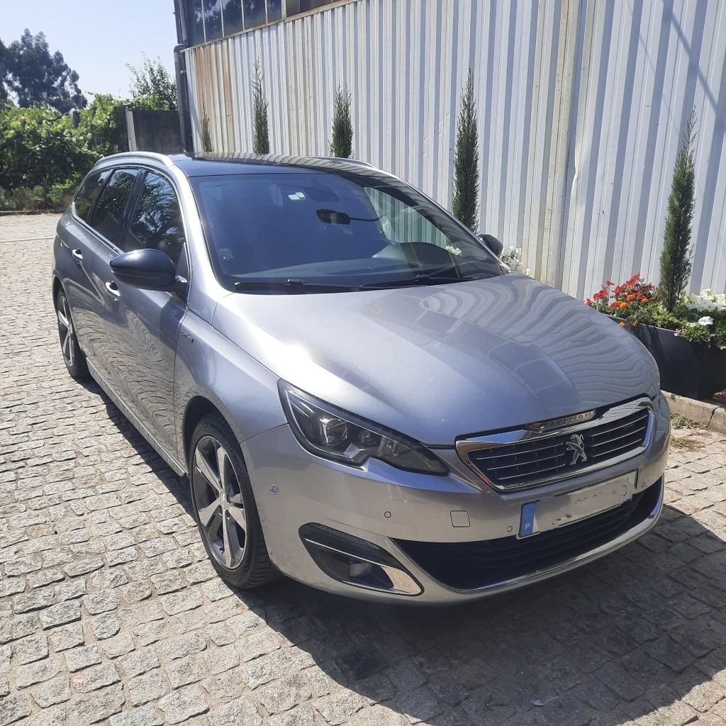 Peugeot 308 GT Line - Excelente Estado