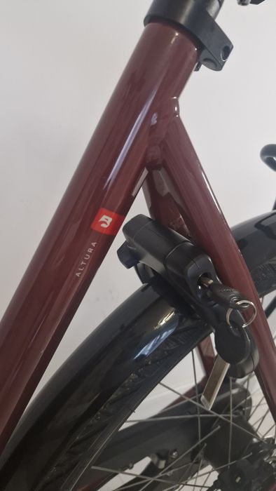 Rower elektryczny Batavus Altura E-go Plus Bosch smart 2024powystawowy