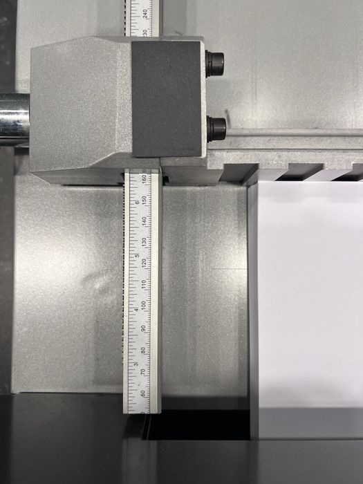 Guilhotina de Papel Elétrica 330mm como nova