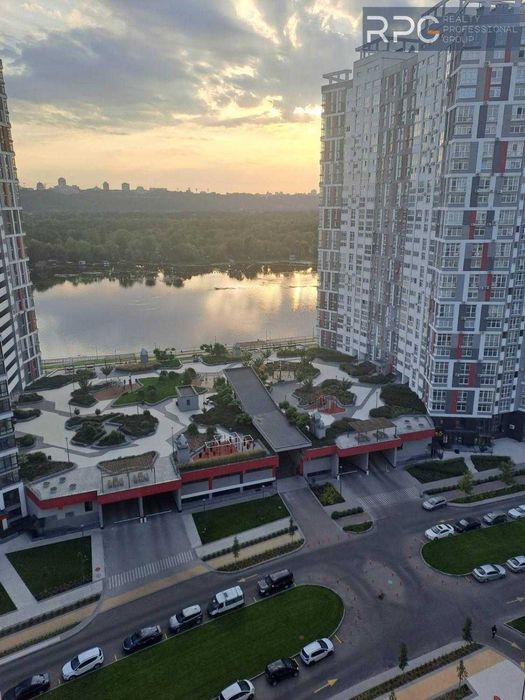 Продаж 1-к квартири в ЖК Русанівська Гавань 62 кв.м з ремонтом