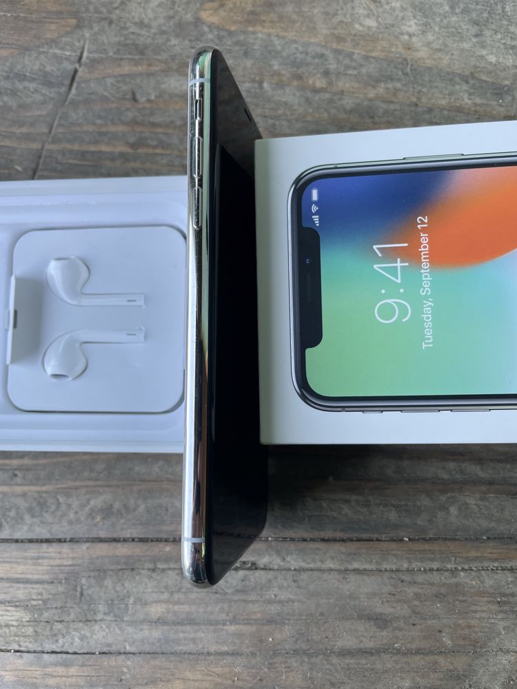 iPhone X Silver Neverlock (256GB)