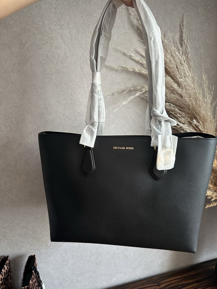 Сумка Michael Kors Sheila Large Tote Bag