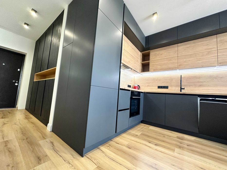 Оренда. ЖК Seven(Севен). Дніпровська наб. 18А (будинок з генератором)