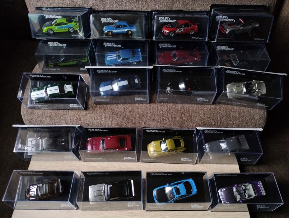 Modele z kolekcji samochodów F&F, skala 1:43