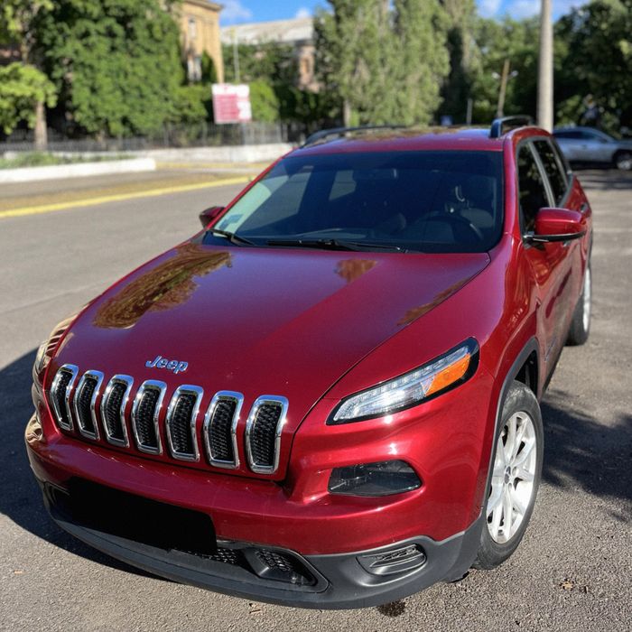 Jeep Cherokee Sport KL 2,4 бензин/газ