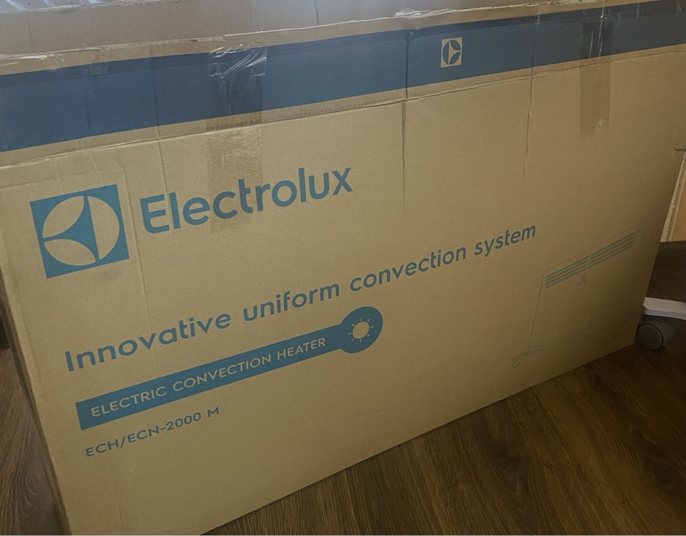 Electrolux Модель/Model: ECH/ECN-2000 M