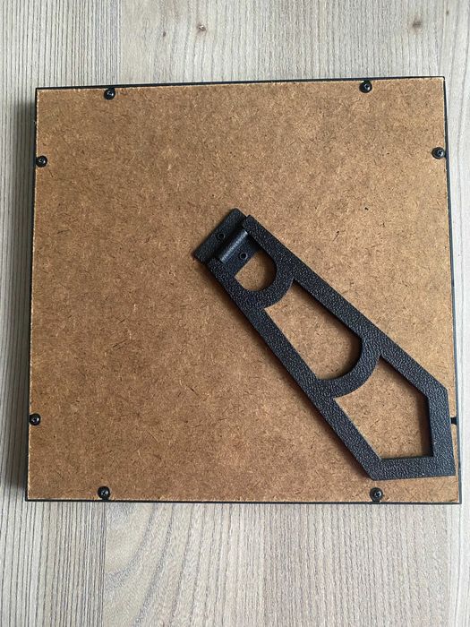 Ramka stojąca na zdjęcia obrazek w formie puzzli